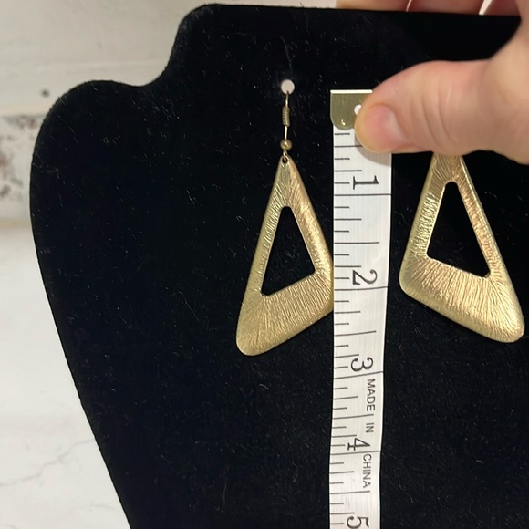 Super Cute Gold Plated Earrings - Picture 4 of 4